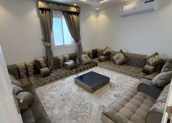 شقة بغرفتين نوم وصالة 