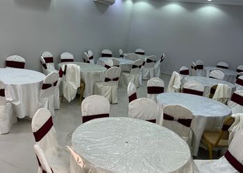 استراحة بمسطح اخضر ومجالس