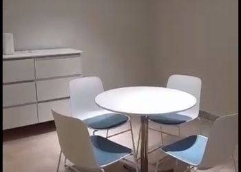شقة بغرفتين نوم وغرفة جلوس 