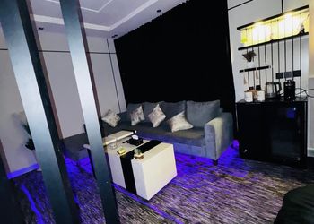 استديو مودرن بدخول ذاتي