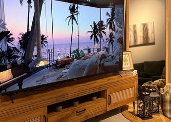 شقة بصالة أنيقة ودخول ذاتي 