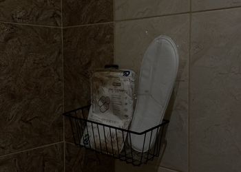 شقة بغرفة معيشة وغرفة نوم 
