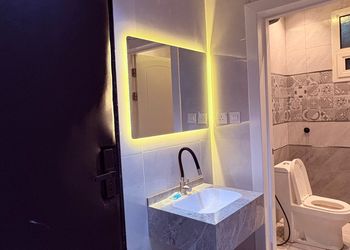 استديو بسرير ماستر وجلسة جانبية 