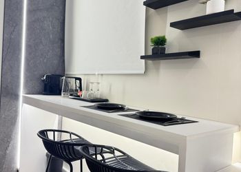 استديو هادئ بسرير ماستر 