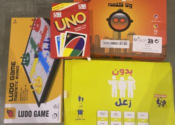 شقة بصالة وثلاث غرف نوم 