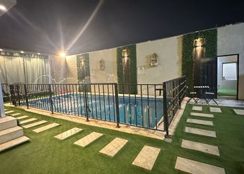 شاليه بمجلس وجلسة خارجية 