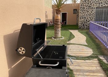 شاليه بمسبح وجلسة خارجية