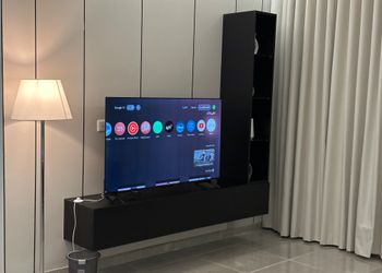 استديو هادئ بدخول ذاتي 