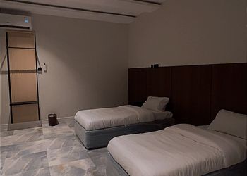 شاليه بمسطح اخضر