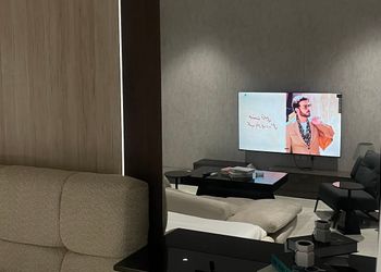 استديو هادئ بدخول ذاتي 