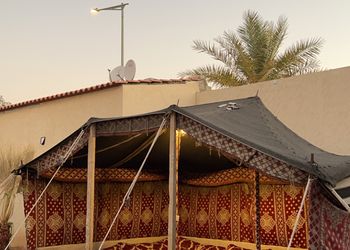 استراحة بمسطح اخضر