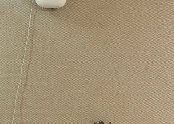 شقة بصالة وغرفة نوم بأثاث مريح 