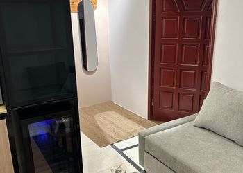 شقة بغرفتين نوم وصالة 