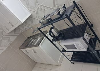 شقة بغرفة معيشة وغرفتين نوم 