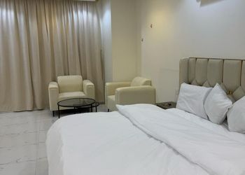 استديو بسرير ماستر ودخول ذاتي