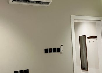 شقة بجلسة خارجية وغرفتين نوم