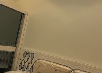 شقة بغرفتين نوم وصالة