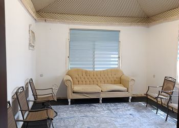 مزرعة بمسبح خارجي وأجواء ريفية