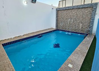 شاليه بمسبح