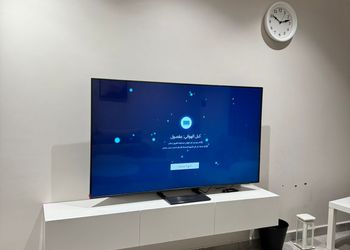 شقة بدخول ذاتي وصالة أنيقة 
