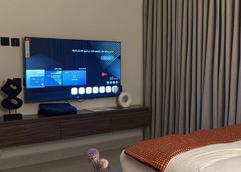 استديو بسرير ماستر وجلسة جانبية 