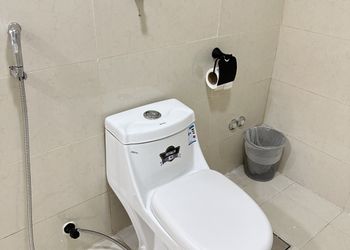 شقة  بصالة جلوس وغرفة نوم