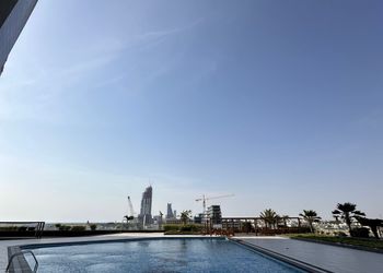 شقة بصالة فاخرة وإطلالة مميزة 