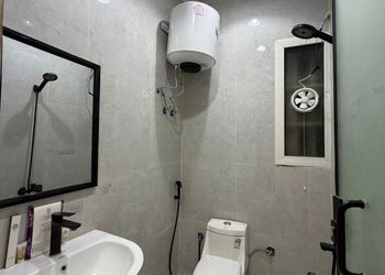 استديو بسرير ماستر وجلسة جانبية 