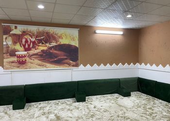 استراحة ببيت شعر ومجلس