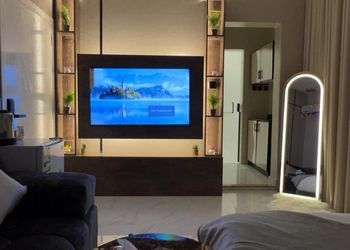 استديو هادئ بسرير ماستر