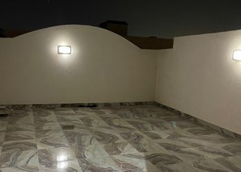 استديو بأثاث مريح وفاخر