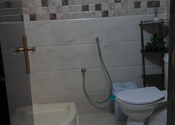 شقة بصالة ومجلس وغرفة نوم 