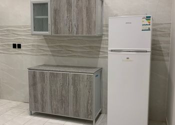 استراحة بمسطح اخضر ومجالس