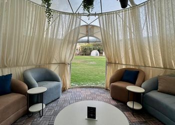 منتجع بمسطح اخضر