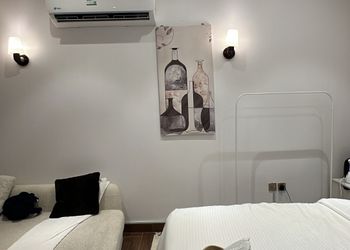 استديو بسرير ماستر وجلسة جانبية