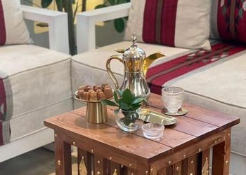 شاليه بجلسة خارجية والعاب اطفال