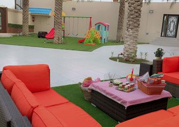 شاليه بألعاب أطفال وجلسة خارجية 