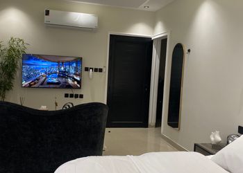 استديو بسرير ماستر ودخول ذاتي