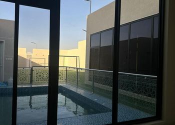 شاليه بمسبح خارجي