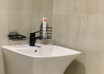 استديو أنيق بسرير ماستر وجلسة جانبية 