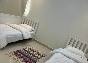 شقة بغرفتين نوم وصالة