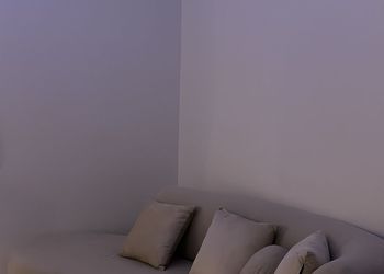 استديوا بغرفة نوم وصالة مودرن