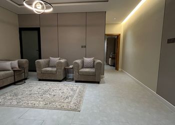 شقة بصالة وغرفتين نوم