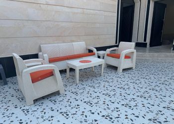 شقة أنقية بغرفتين نوم 