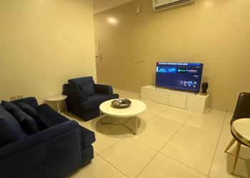 شقة بصالة و غرفة نوم 