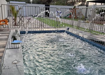 شاليه بإطلالة على الحديقة