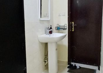 استديو بسرير ماستر