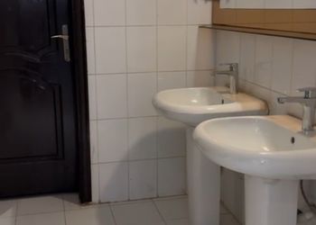 استراحة بجلسة خارجية ومسبح