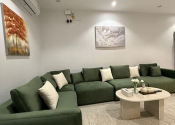 شقة بثلاث غرف نوم ودخول ذاتي 