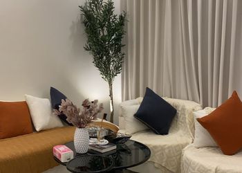 استديو هادئ بدخول ذاتي 
